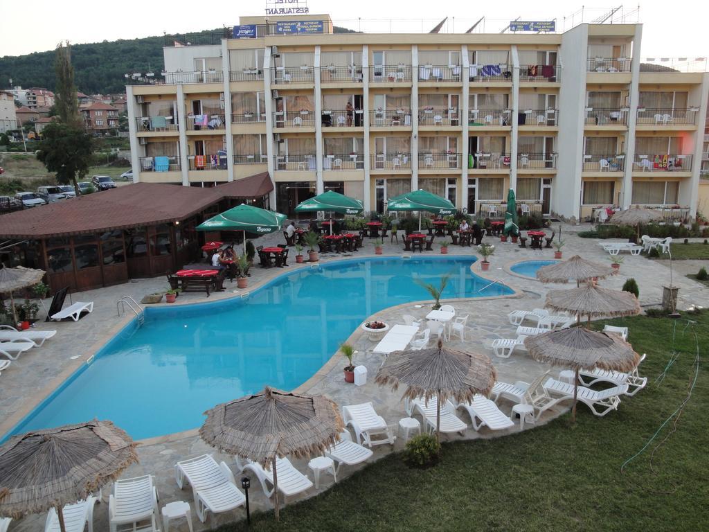 Park Argo 2* Obzor